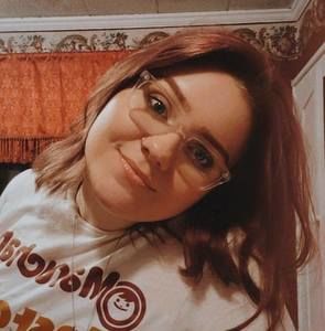 Meet your Posher, Anna